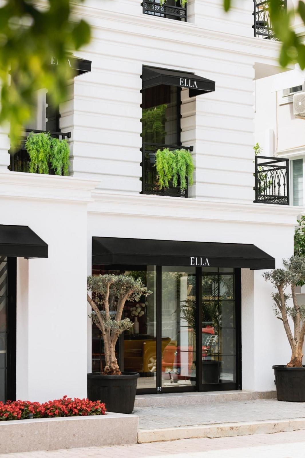 Hotel Ella