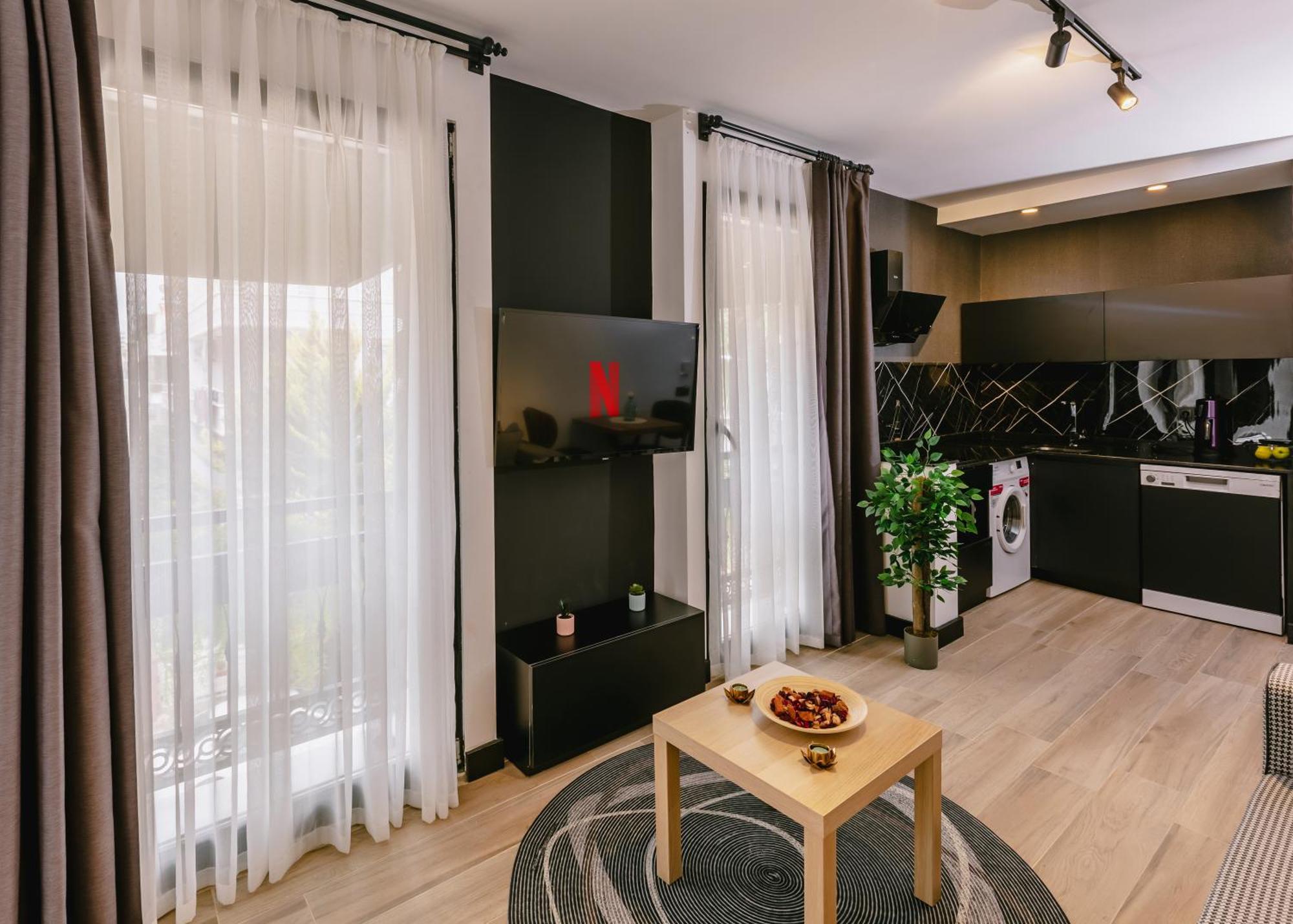 Otel Ella *